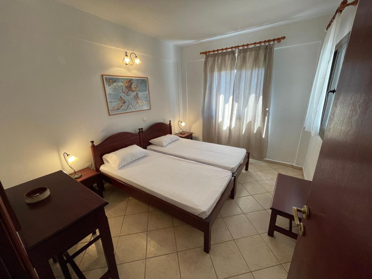 Galazia Akti Seaside Apartments Нікіті Екстер'єр фото