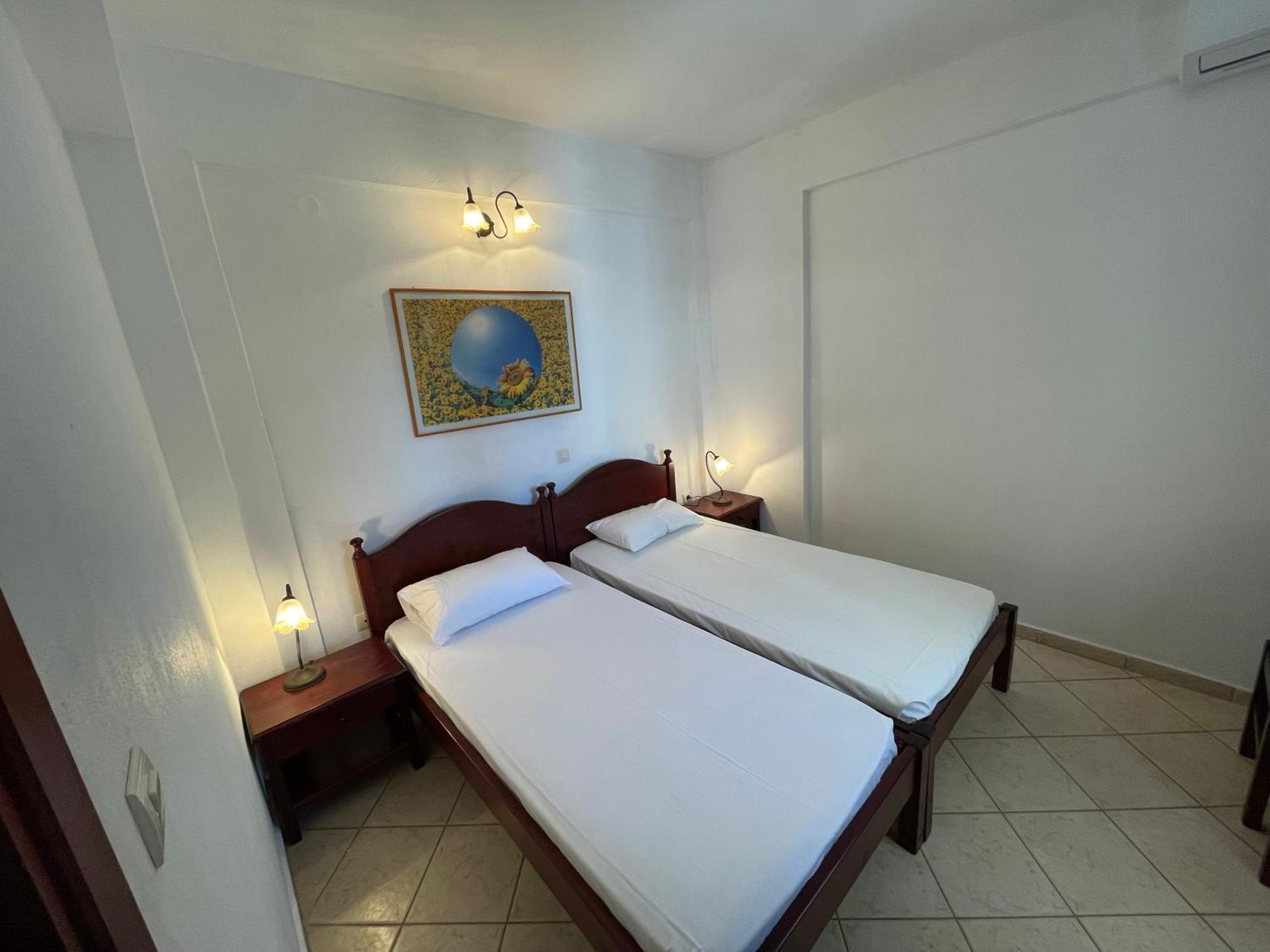 Galazia Akti Seaside Apartments Нікіті Номер фото
